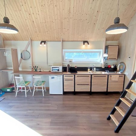Modern Sauna Cabin In Horse Ranch Liyeplauke Luaran gambar