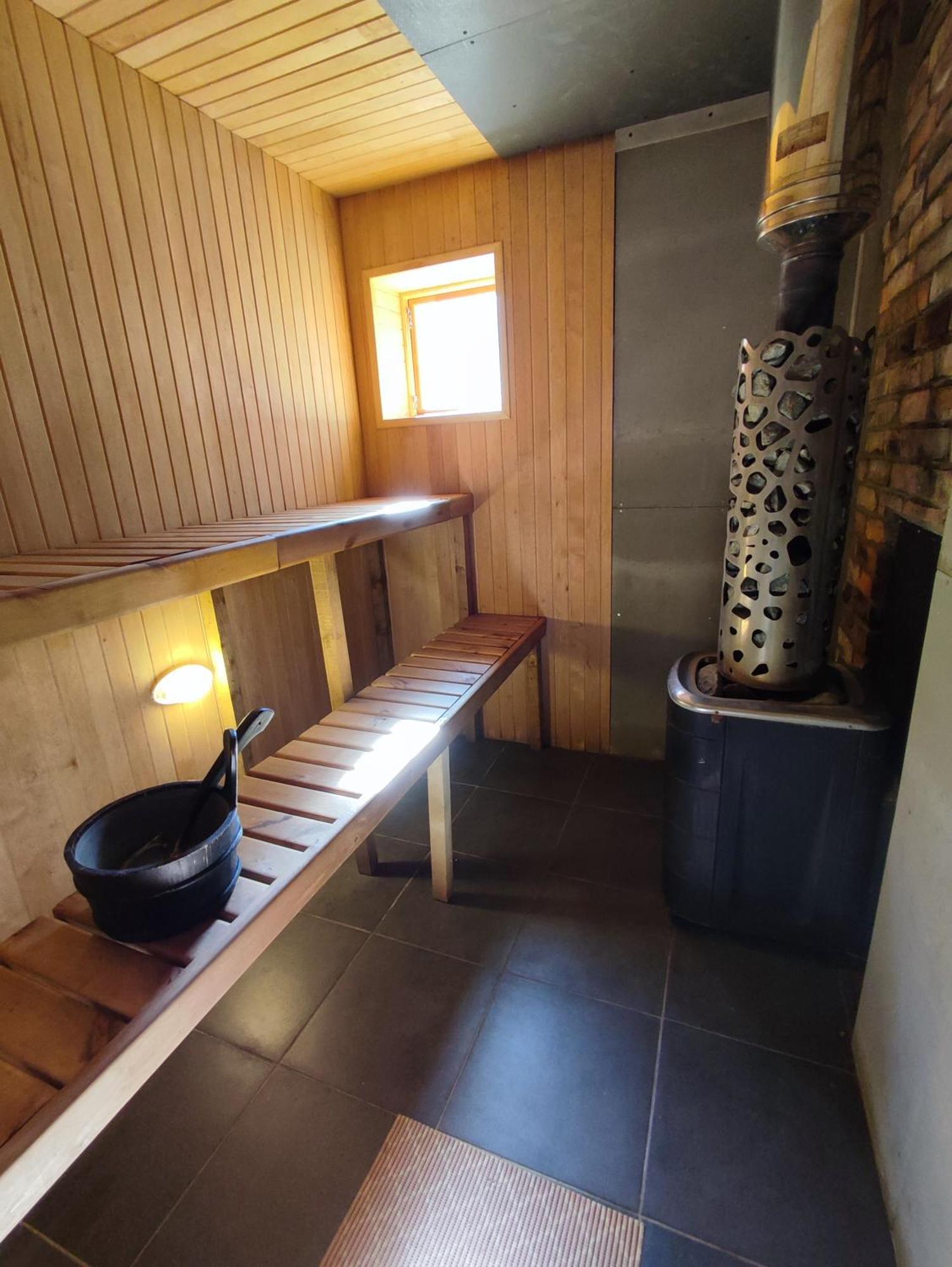 Modern Sauna Cabin In Horse Ranch Liyeplauke Luaran gambar