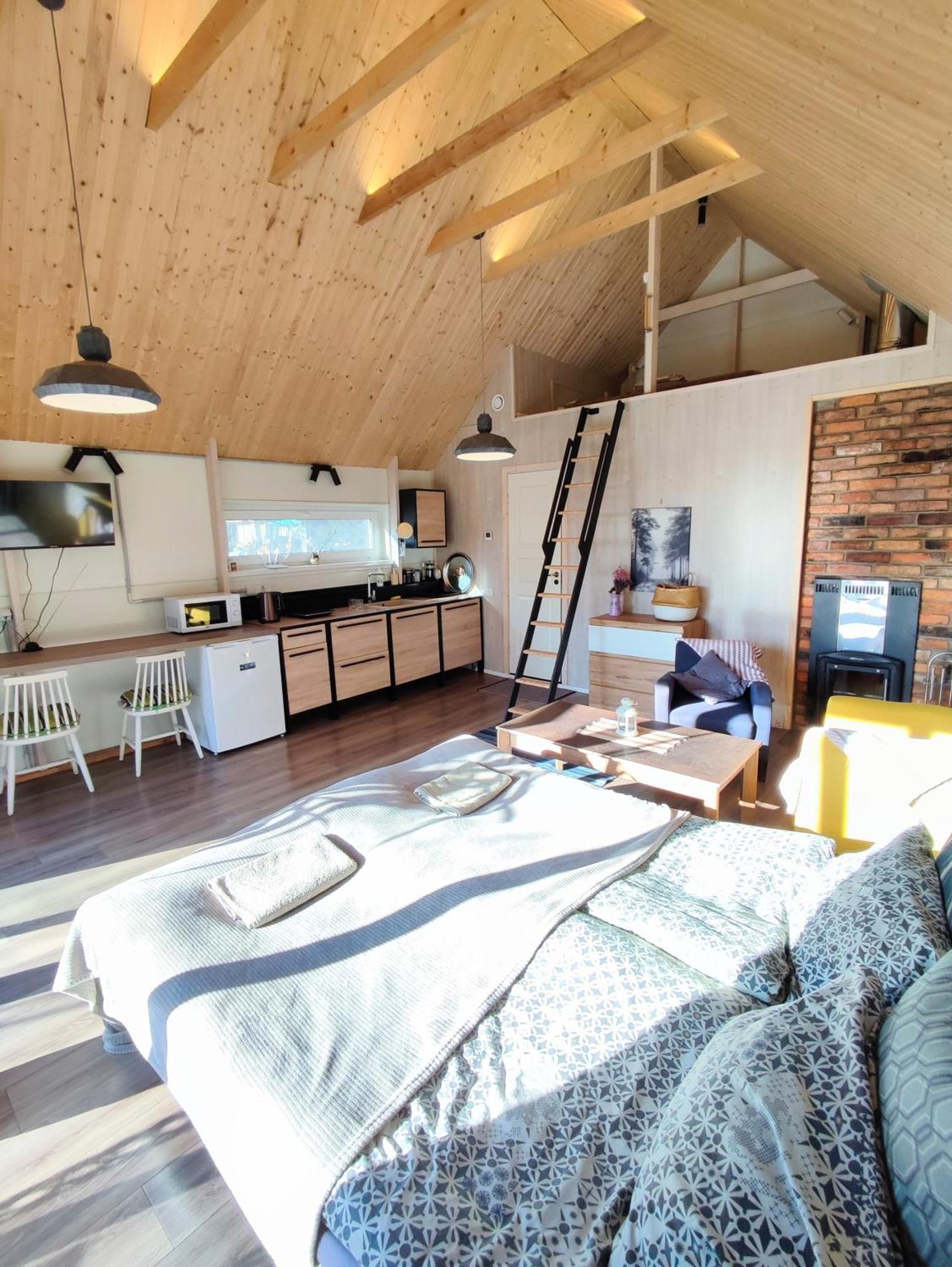 Modern Sauna Cabin In Horse Ranch Liyeplauke Luaran gambar