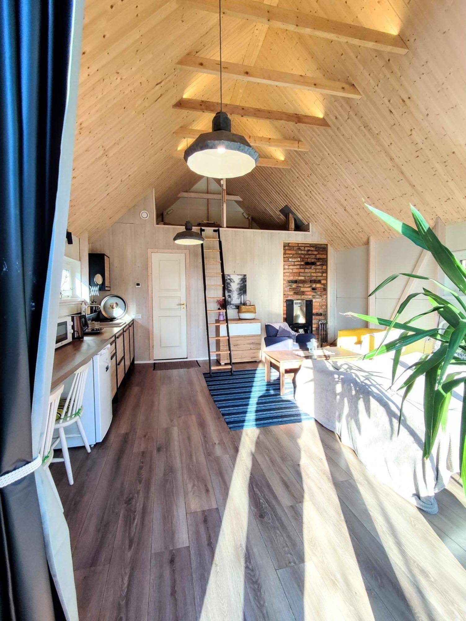 Modern Sauna Cabin In Horse Ranch Liyeplauke Luaran gambar
