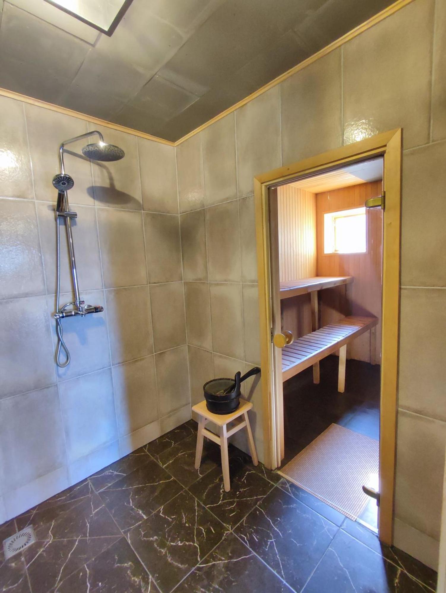 Modern Sauna Cabin In Horse Ranch Liyeplauke Luaran gambar