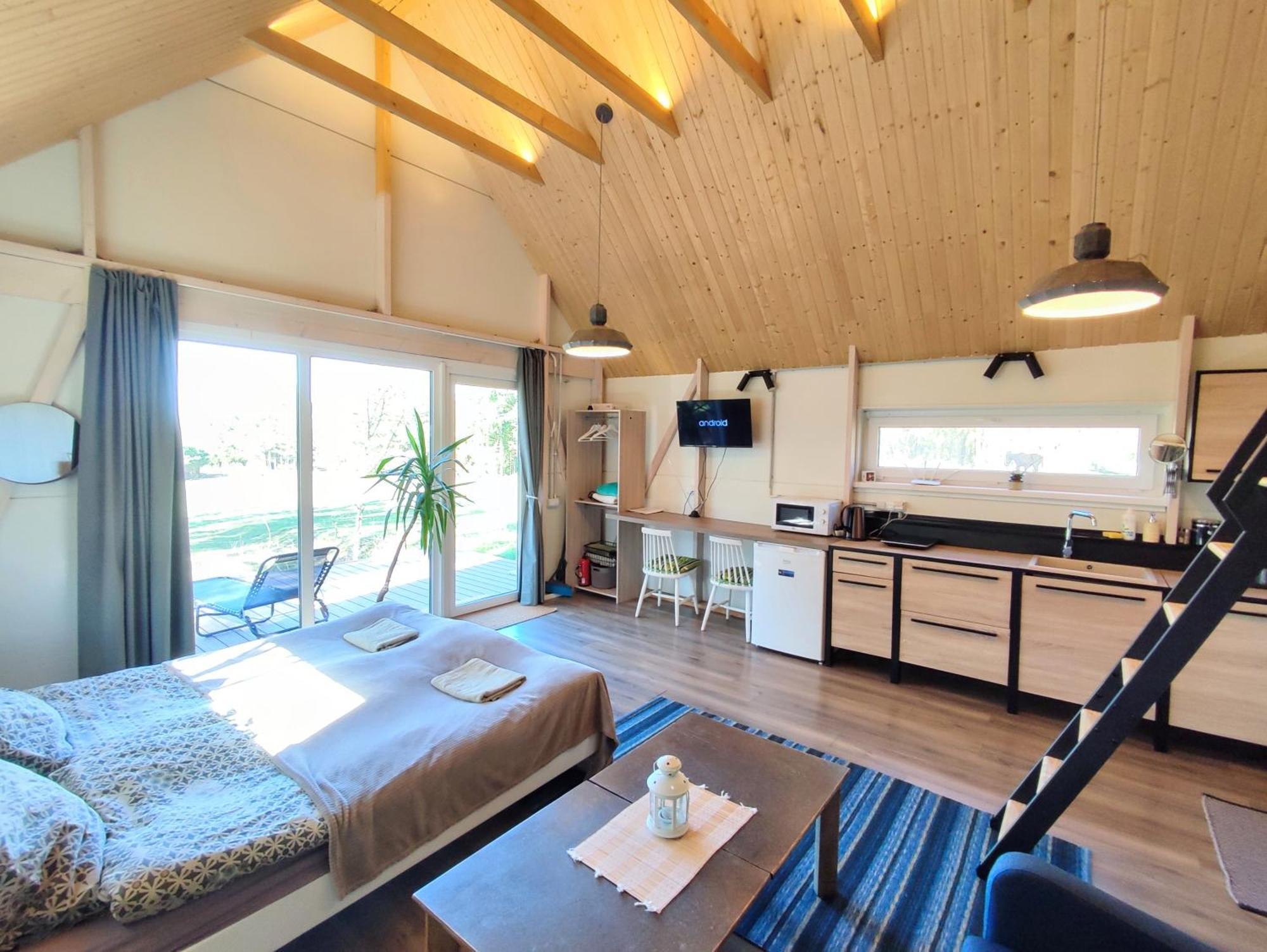 Modern Sauna Cabin In Horse Ranch Liyeplauke Luaran gambar
